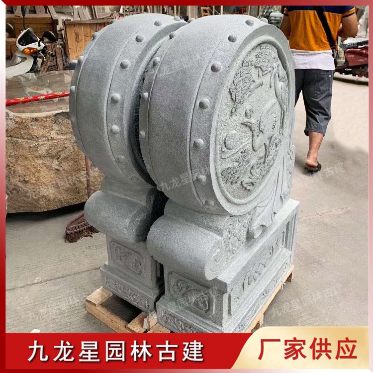 1623048988687192.jpg 青石雕刻門當抱鼓石圖片